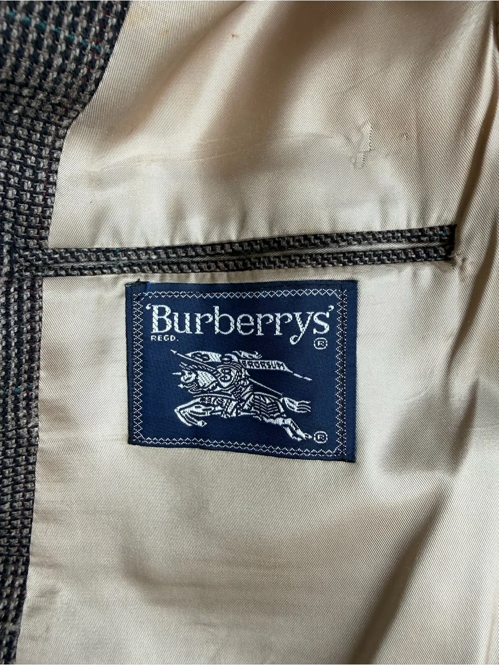 VTG Burberry’s Brown Herringbone Sport Coat